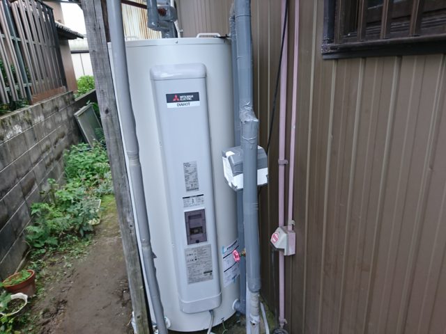 一宮市電気温水器交換工事（三菱SRG-375G）
